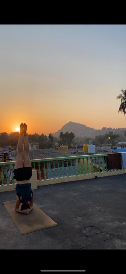 Temple View Guest House Hampi Exterior photo